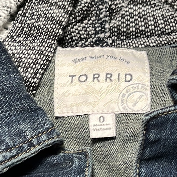 TORRID Denim Hooded Jacket - Picture 7 of 9